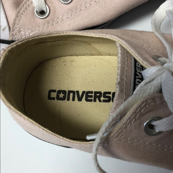 Light Pink converse - Picture 2 of 4